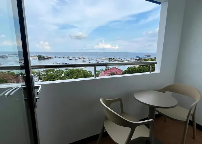 Egi Cebu And ホテル 3*